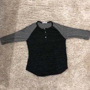 Grey color blocked 3/4 sleeve Henley